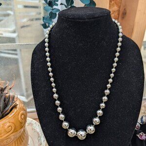 Vintage "Mirror" Silver Tone Graduated Size Beaded Necklace